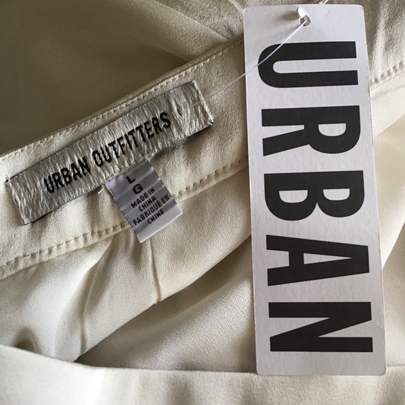 NWT Urban Outfitters Chloe Ivory Satin Halter Dress (L) - Picture 6 of 6